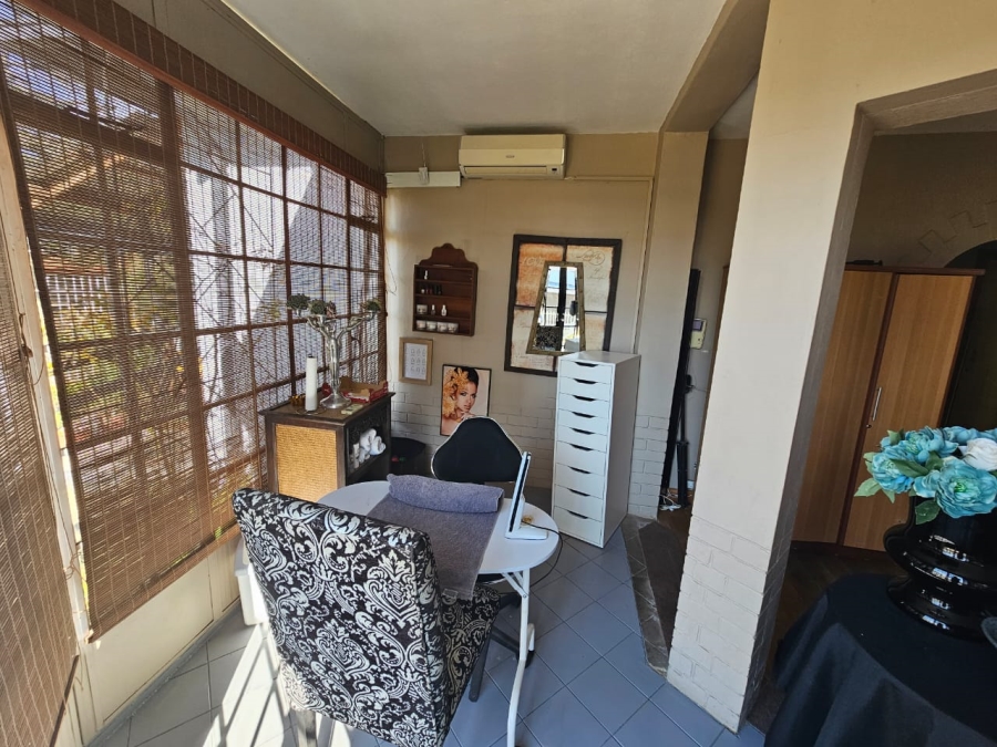 7 Bedroom Property for Sale in Bethlehem Free State